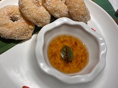 炸虾饼配泰国梅子酱-帕蓝·暹罗料理(曲阳店)