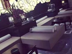 -新盈光·云会所(百丈东路店)