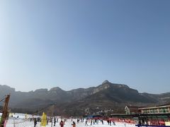 -济南卧虎山滑雪场