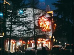-艳阳天民俗村(公园路店)
