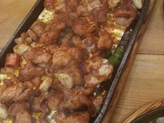 -老东镇啤酒屋海鲜加工·蒸汽海鲜·海鲜烧烤(台东店)