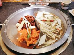 -沸炉重庆老火锅(军事博物馆店)