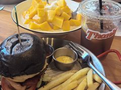 -Thanks美式餐厅(汉堡咖啡店)