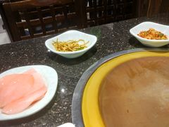 -猪啊牛呀羊啊铜盘烤肉(正大广场店)