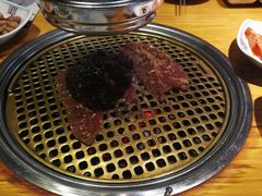 -唯成•韩国炭火烤肉 유성고기