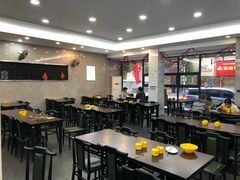 大堂-江万春水饺(安庆总店)