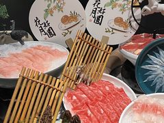 -无界釜·河豚鱼汤锅(红山动物园店)