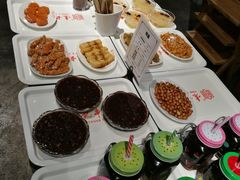 -袁记串串香(梁家巷店)