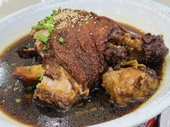 -老码头黑皮肘子锅包肉(赣水路店)