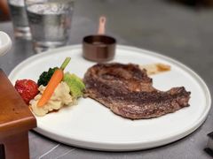 -洛缦音乐餐厅(工业展览馆万象城店)