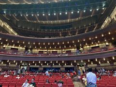 -交通银行前滩31演艺中心