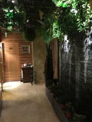 -红人馆造型世爵国际