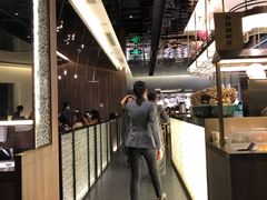 -捞王锅物料理(上海世茂广场店)