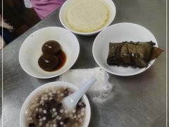 -芳婆糕团店(王府大街店)