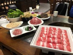 -小天鹅火锅·一线江景洪鼎旗舰店(洪崖洞店)