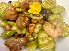 -品海楼·大连海胆锅贴馆(东港店)