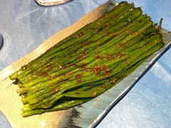 烤韭菜-千岛蚝高压锅生蚝·人参火锅(白云万达店)