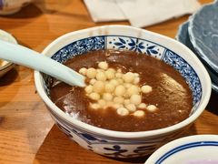 桂花红豆沙小圆子-鑫震源·苏式大虾生煎(山塘街店)