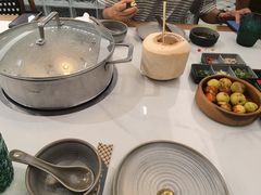 -喃喃椰·糟粕醋·椰子鸡火锅(七堡花园店)
