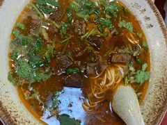 -金杨拉面王小吃面馆·牛三宝面·红烧牛肉粉