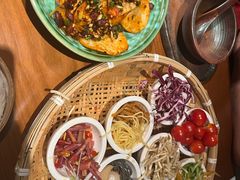 -包整·丝娃娃(一览甲秀楼风景店)