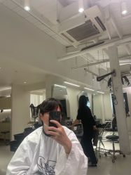 -SALON DE VANHADA