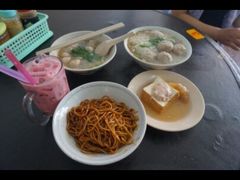 -金沙园生肉面(Jalan Pantai)
