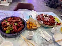 姥姥拍黄瓜-金陵暴走小龙虾·迷踪蟹(凯德MALL店)