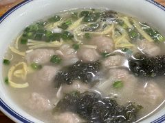 香菇鲜肉小馄钝-父二代辣肉面·盖饭