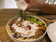 -Mark&Mars Restaurant
