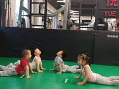 -悦动体能篮球羽毛球网球(三里河店)