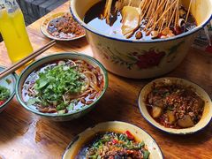 -拈签一笑黄牛肉辣卤串串