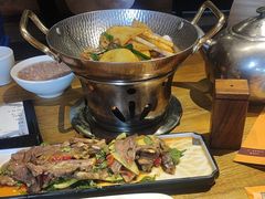 -隔壁老王·家常云南菜(花巷店)