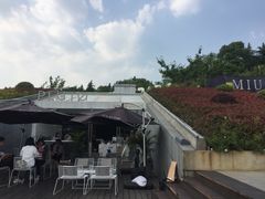 -UNI UNI(环亚凯瑟琳店)