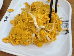 银鱼炒蛋-品鲜村农家菜·阳澄湖大闸蟹(总店)