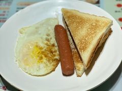 多士肠仔蛋-鸿运茶餐厅(皇岗店)