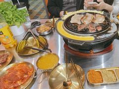 -胡悦里韩式烤肉(芝罘万达广场店)