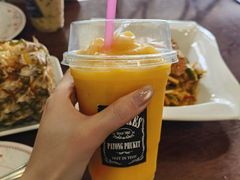 -Dang restaurant (patong phuket)
