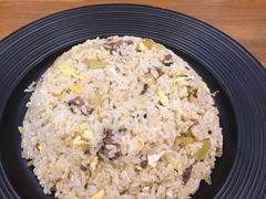 酸菜牛肉炒饭-唔止卤嘢·潮州府城菜(鹭江店)