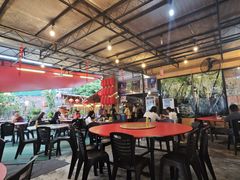 -大树下海鲜饭店