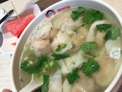 虾仁馄炖-南城香·饭香串香馄饨香(青年路店)
