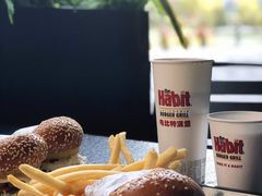 -The Habit Burger Grill 哈比特汉堡(复兴soho店)