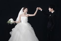 -女王风尚STUDIO·轻奢化定制