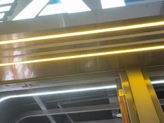 -DEDE APU潮玩运动聚乐部(观音桥店)