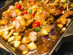 馋嘴牛蛙锅-蜜桃餐厅·江浙融合菜(荟聚购物中心店)