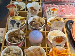 -菌自由丨野生菌火锅特色庭院餐厅(丽江古城店)