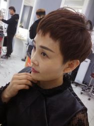 -DL HAIR SALON