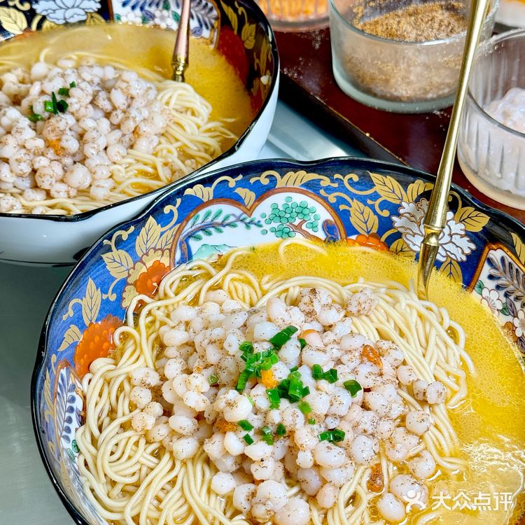 一个隐藏在上海街头的米其林面馆•雲和面馆