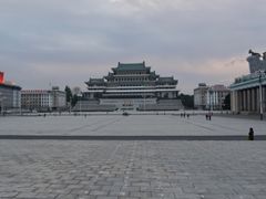-金日成广场