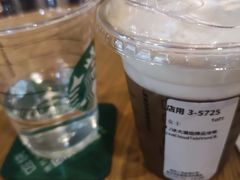 -星巴克臻选(周浦万达店)